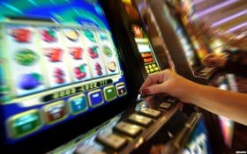 Tampilan aplikasi 777jet setelah download – antarmuka taruhan olahraga dan slot mobile